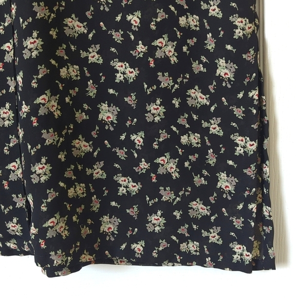 Jones New York 90's Vintage Floral Short Sleeve Button Down Blouse Black 10 - Picture 8 of 10